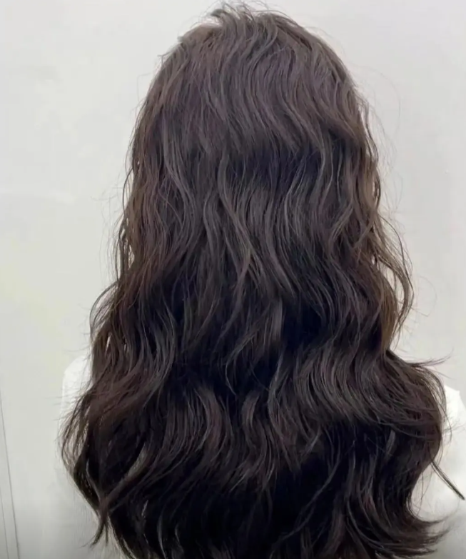 French-style lazy curls