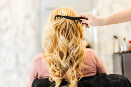Curling Iron with Smooth Barrel