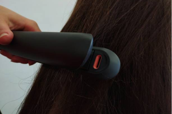 Curling Iron with Cool Tip Safety