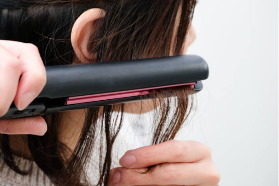 Curling Iron Tourmaline Technology for Shiny Curls
