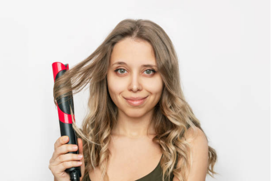 Quick-Heating Curling Iron for Effortless Styling