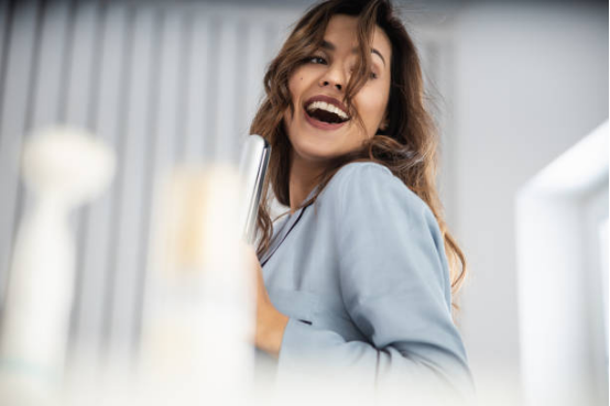 Lightweight Curling Iron for Easy Handling