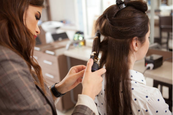 Curling Iron hairstyling at home